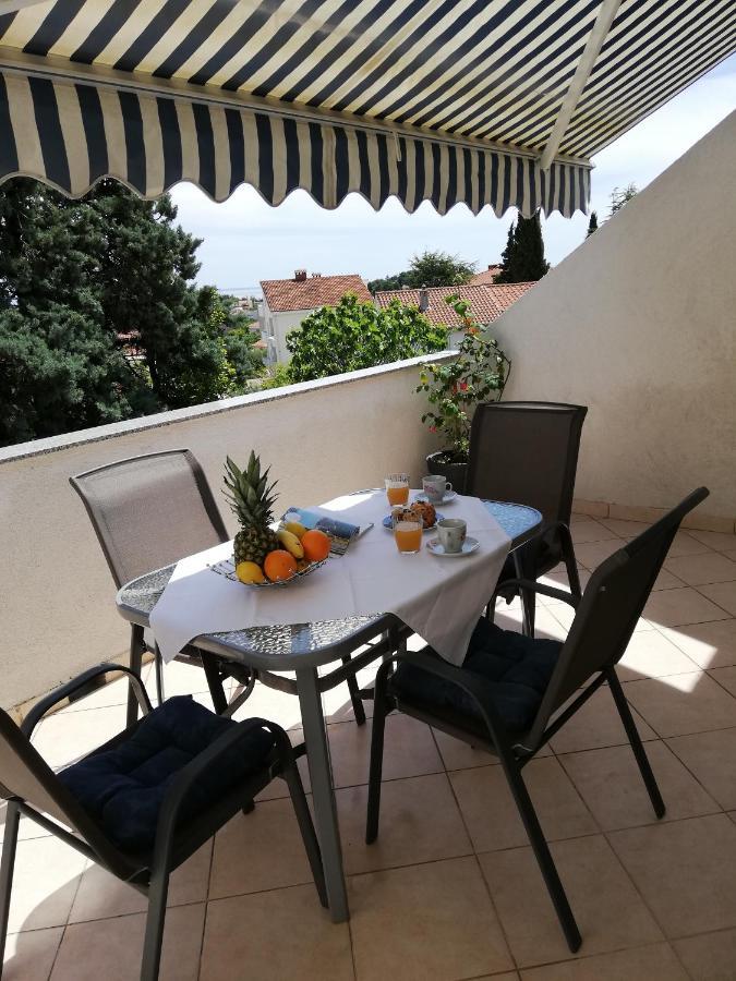 Apartment Marija Крк Экстерьер фото